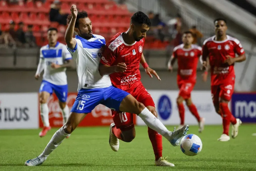 Maza se ausentó del duelo en Calera /Photosport