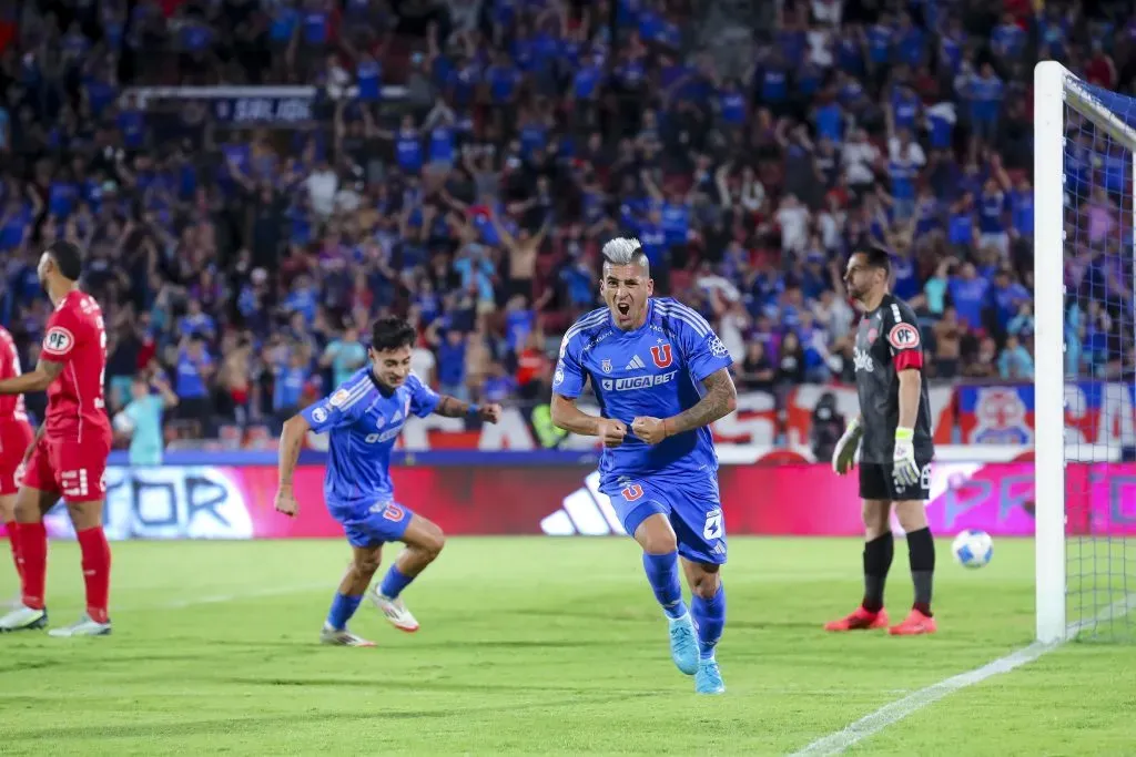 La goleada azul en Ñuñoa /Photosport