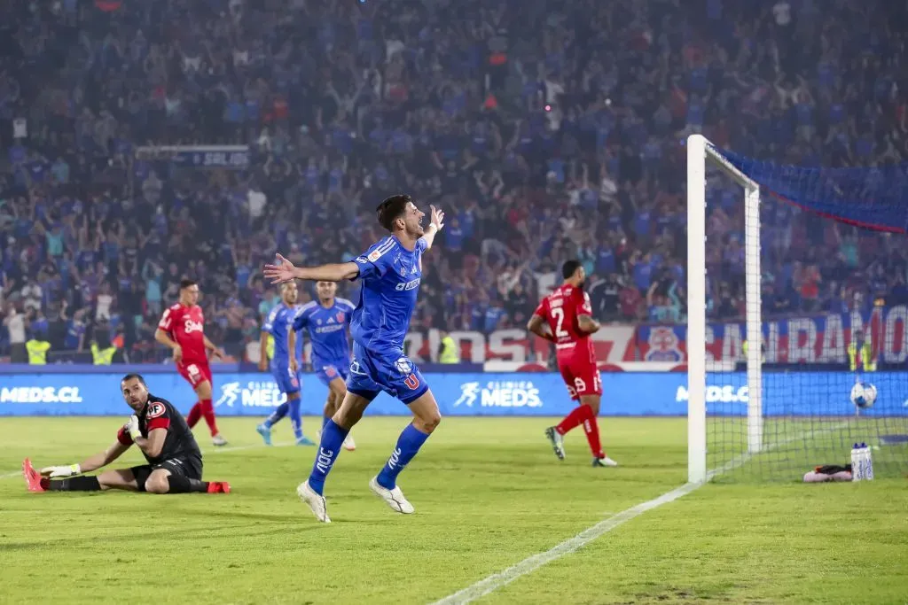 Lucas Di Yorio comenzó con  dos goles por la U en la Liga de Primera. Foto: Pepe Alvujar/Photosport
