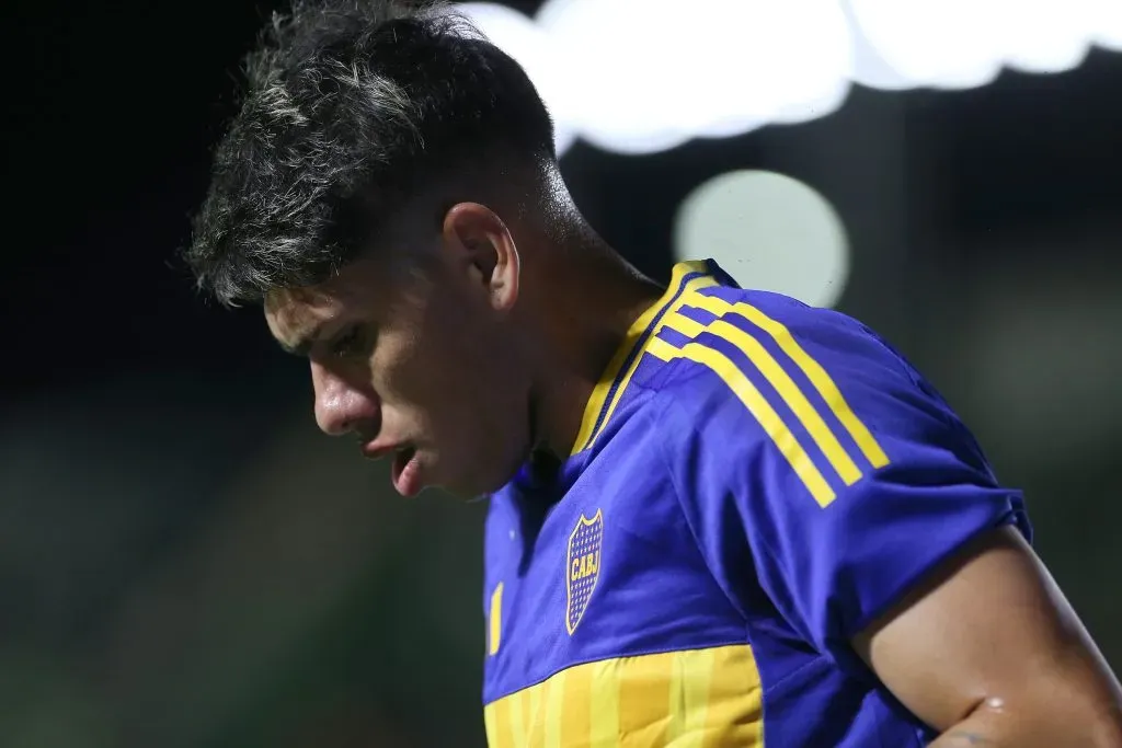 Carlos Palacios ha preocupado a todo Boca Juniors antes del choque con Alianza Lima. Foto: Getty Images.