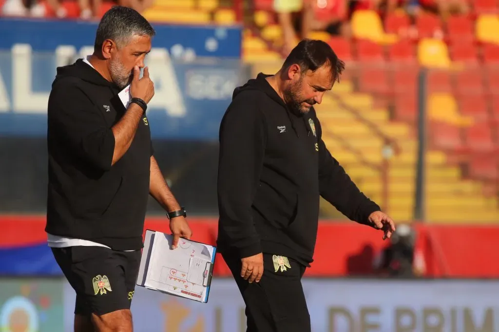Coto Sierra sufre en Unión Española | Photosport