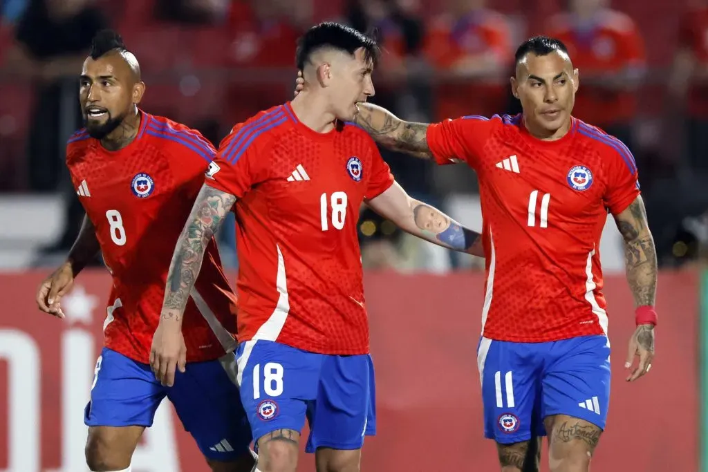 La IA de X deja a Arturo Vidal fuera de la formación titular de Chile contra Paraguay.