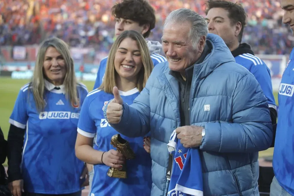 Los hinchas de U de Chile estaban muy preocupados por Alberto Quintano. Foto: Jonnathan Oyarzun/Photosport
