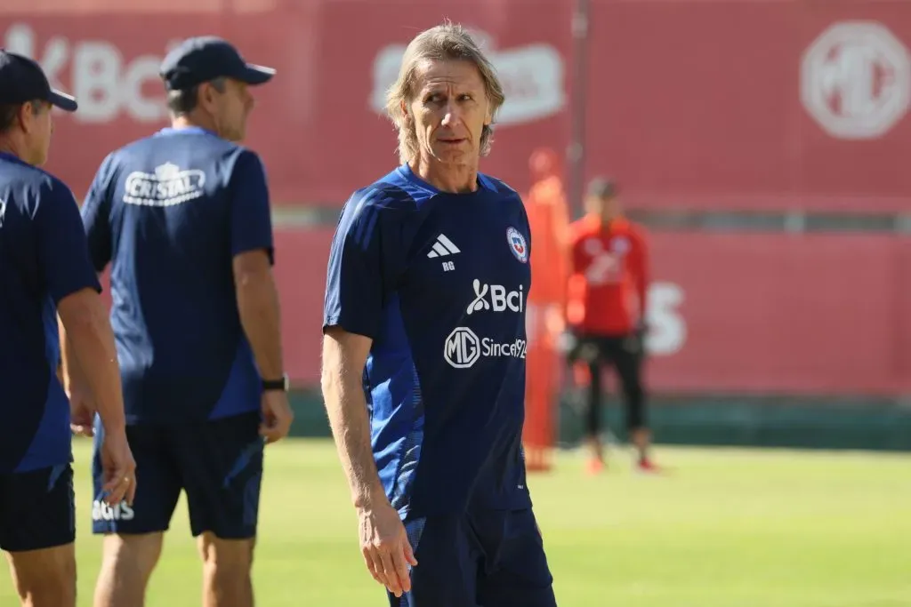 A la ANFP le conviene quedar eliminado luego para no pagar el sueldo millonario de Gareca
