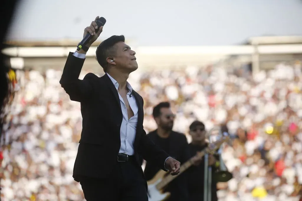 Américo es uno de los artistas que estarían en el gran evento albo