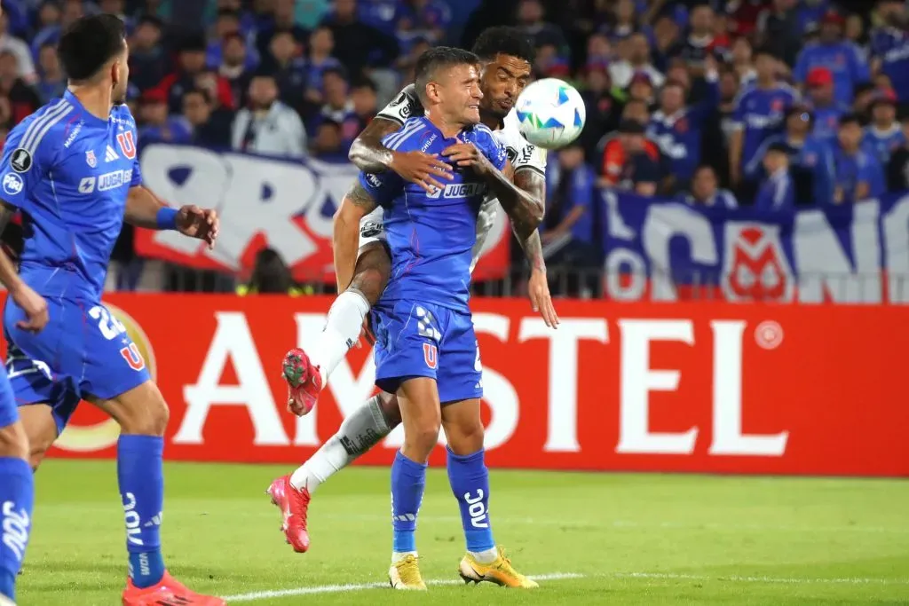 Charles Aránguiz es la clave para la U en Copa Libertadores.  Foto:  Jonnathan Oyarzun/Photosport