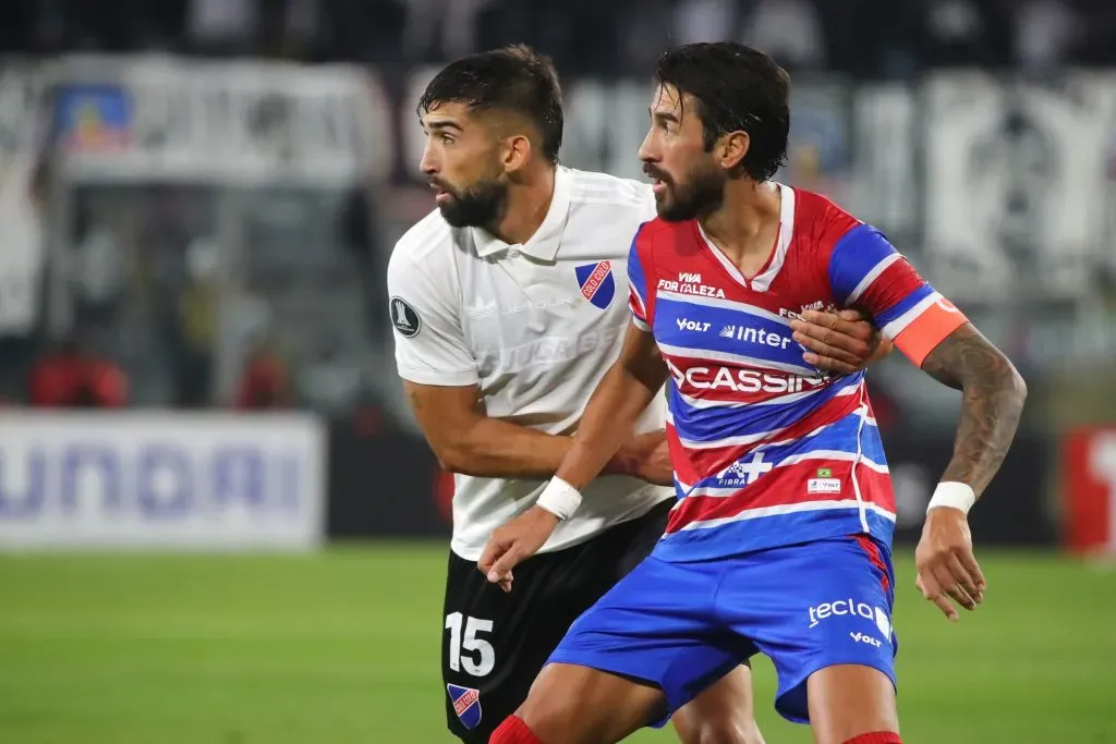 Colo Colo puede recibir un fuerte castigo por parte de Conmebol. Foto: Jonnathan Oyarzun/Photosport