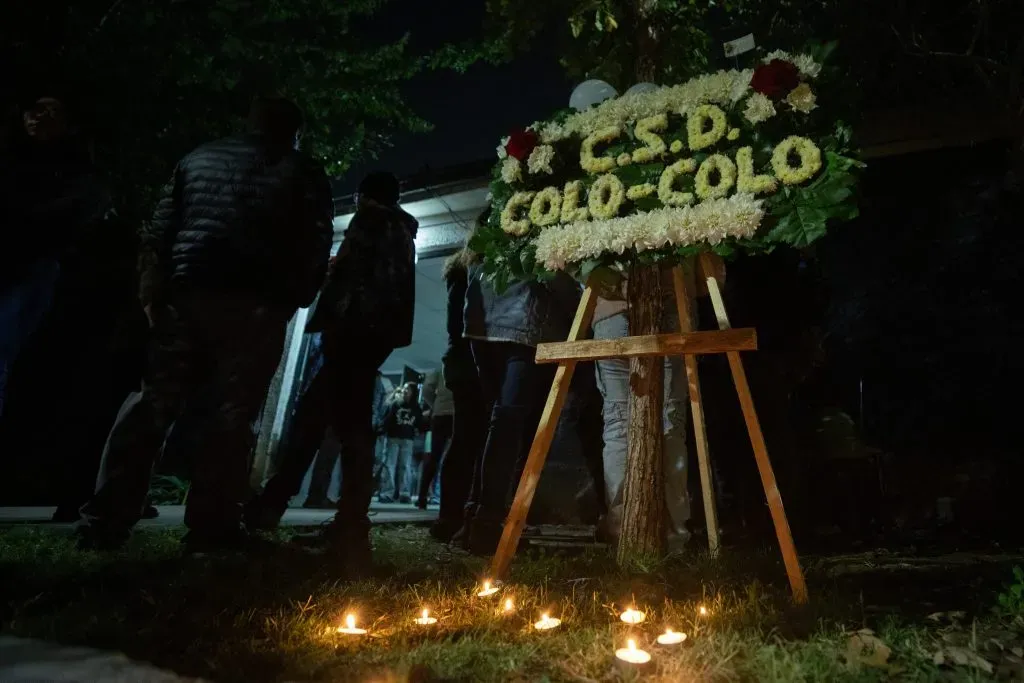 Velatón por los hinchas fallecidos de Colo Colo | Photosport