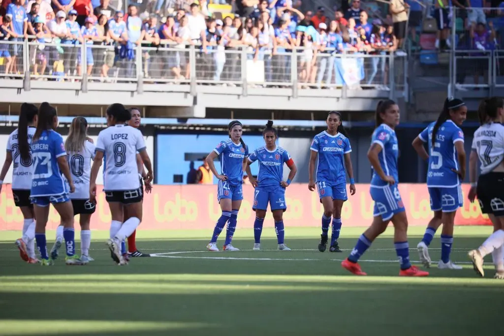 El año pasado Colo Colo y la U jugaron la final del torneo femenino con público de ambos equipos y no hubo problemas o incidentes en aquel Superclásico. Foto: Photosport.