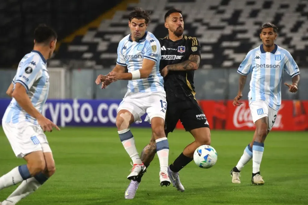 Javier Correa batalló contra los defensas de Racing | Photosport