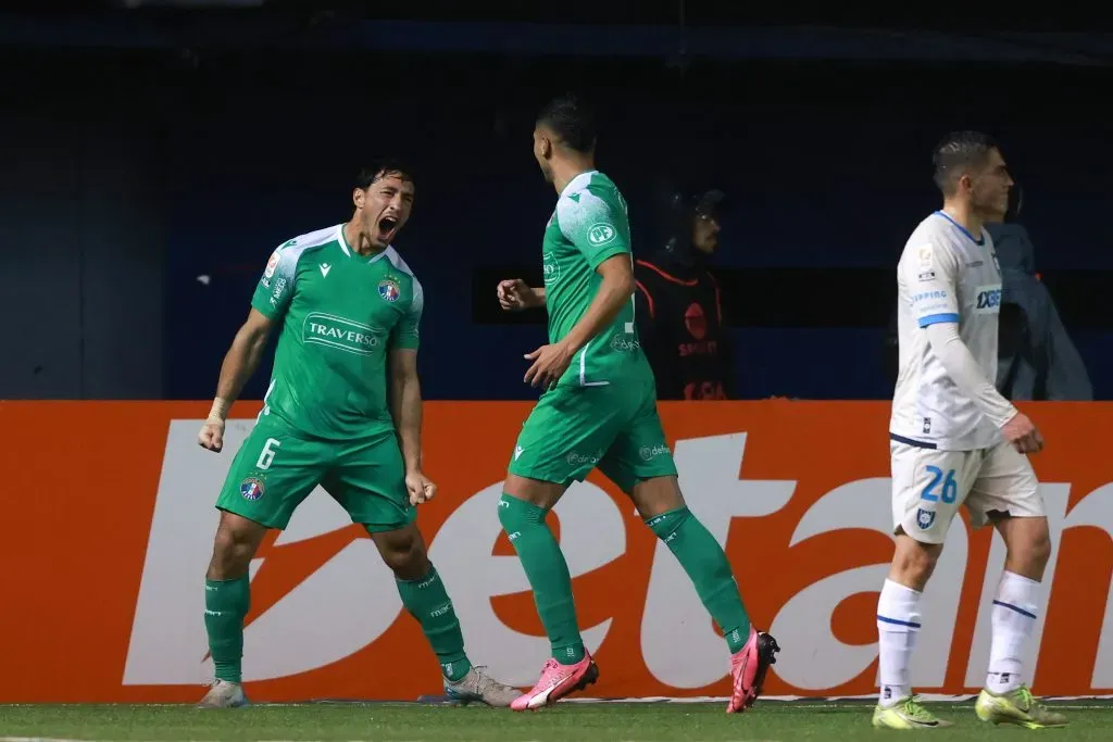 Audax es el nuevo puntero de la Liga de Primera