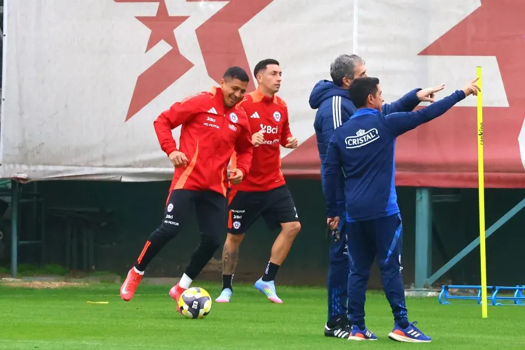 Alexis Sánchez está en Chile con la Roja por las Eliminatorias. Foto: Jonnathan Oyarzun/Photosport