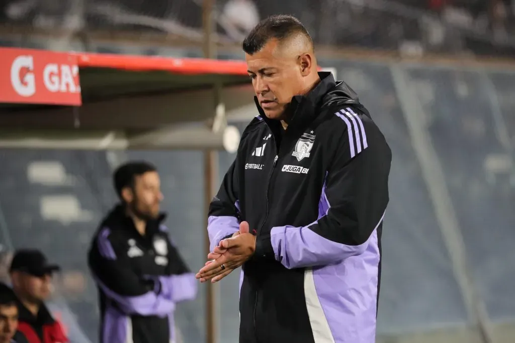 Jorge Almirón no llegó acuerdo con Colo Colo. Foto: Felipe Zanca/Photosport