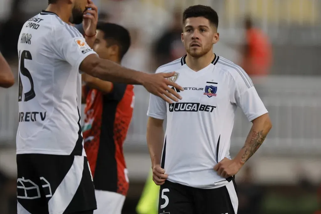 Víctor Felipe Méndez venía de ser titular y ahora quedó afuera de la citación de Colo Colo. Foto: Photosport.