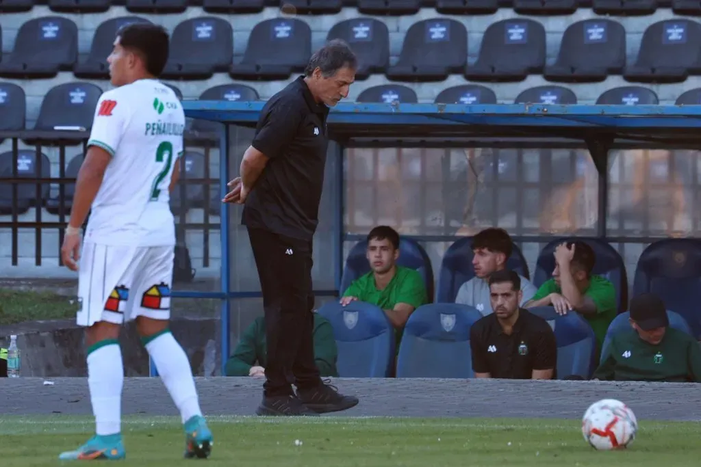 Mario Salas está sin trabajo, tras ser desechado de Deportes Temuco | Photosport