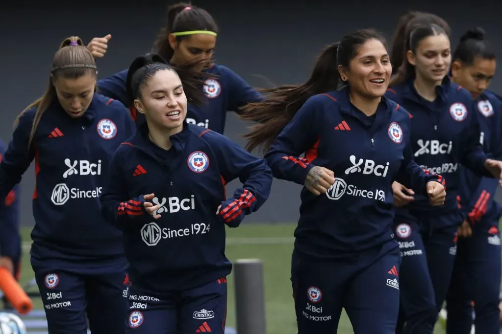 Chile femenino jugará ante Bolivia esta tarde