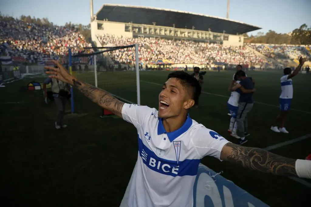Valber Huerta no volvería a jugar en la UC, según información que maneja Bruno Sampieri.(Foto: Andres Pina/Photosport)