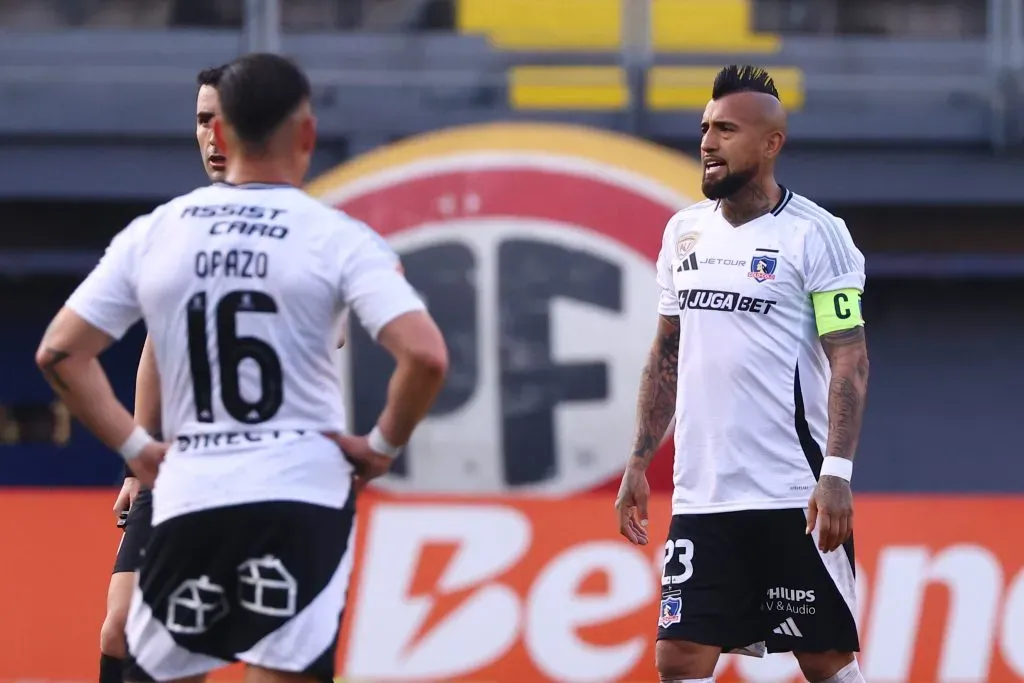 Colo Colo terminó la primera rueda muy lejos de la cima y deberá apelar a un milagro para ser campeón. Foto: Photosport.