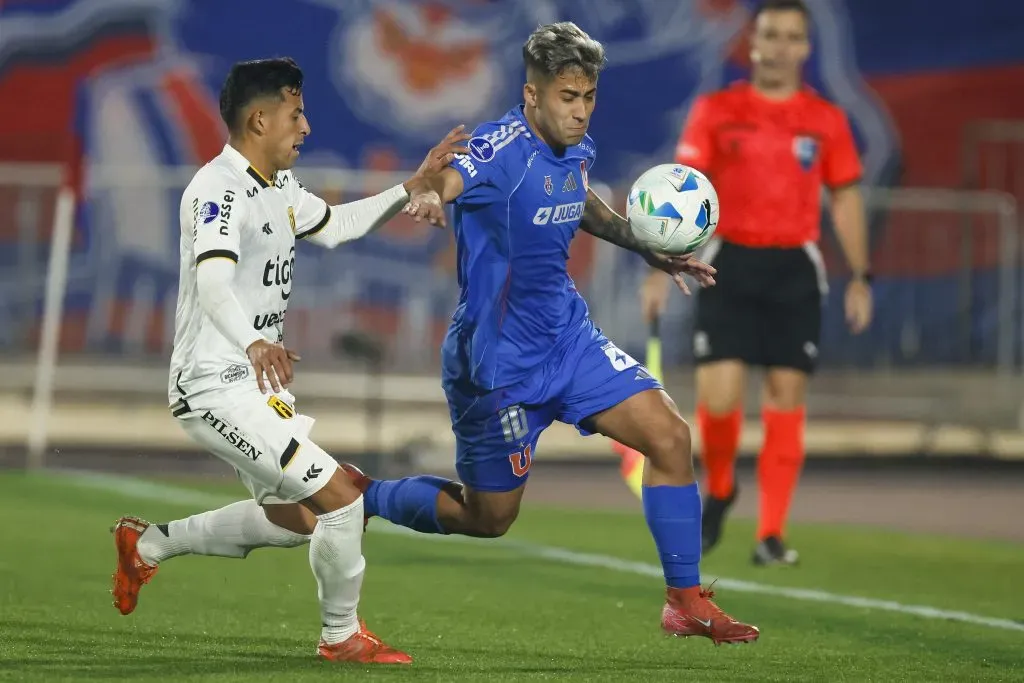 Lucas Assadi se llenó de elogios por su actuación en el primer tiempo ante Guaraní. (Foto: Andres Pina/Photosport)