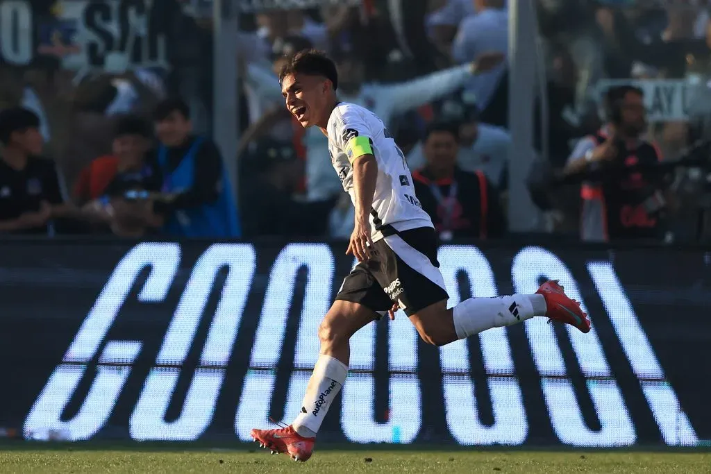 Vicente Pizarro marcó un doblete por Colo Colo ante La Serena. Foto: Felipe Zanca/Photosport