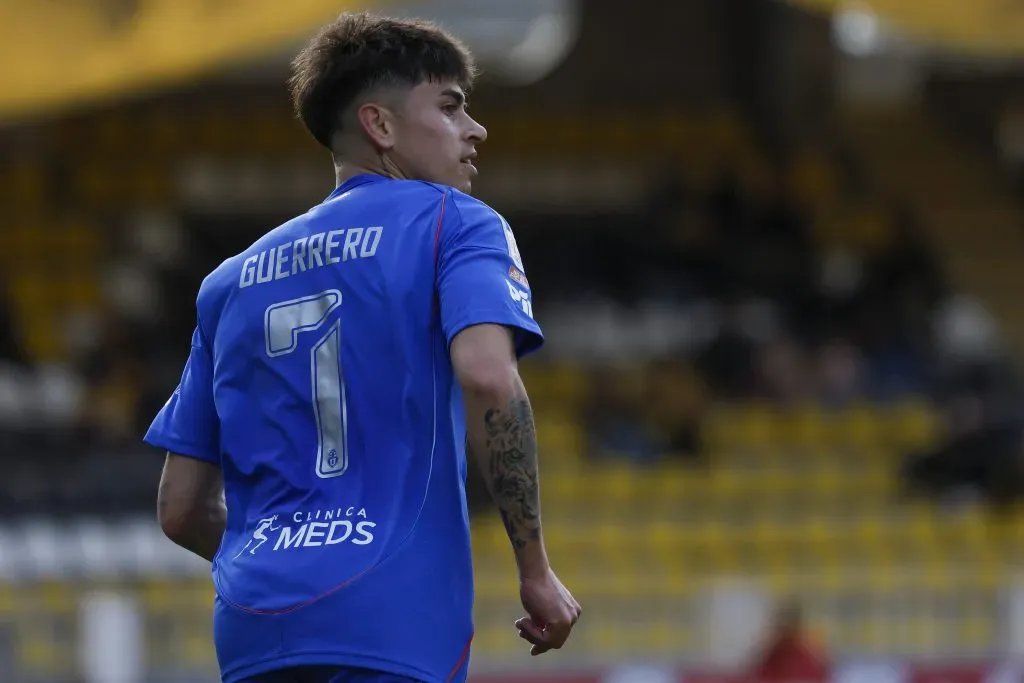 Maximiliano Guerrero queda fuera de la formación de la U ante Ñublense. Foto: Photosport.