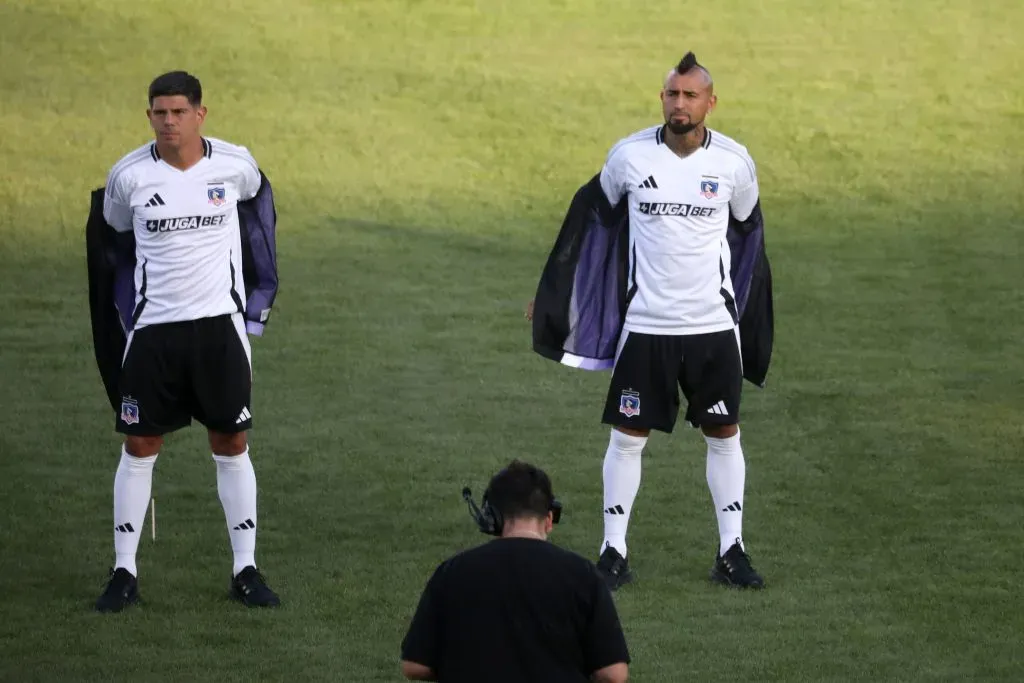 Pavez lo pasa mal en Colo Colo y las actitudes de Vidal molestan en el camarín