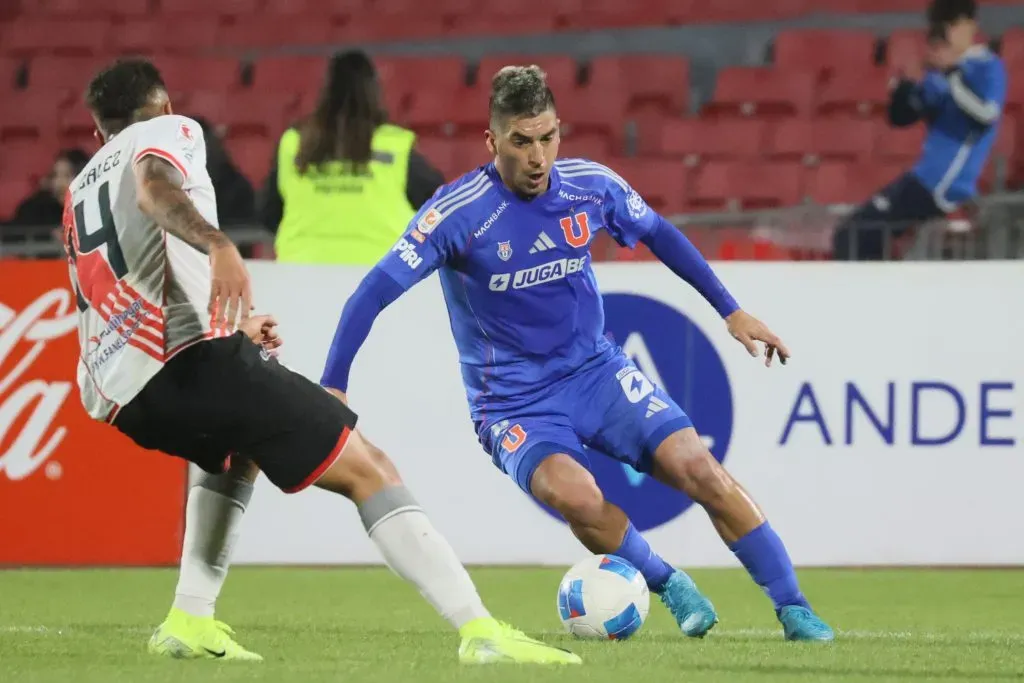 Leandro Fernández vuelve para ser alternativa en U de Chile. FOTO: Dragomir Yankovic/Photosport