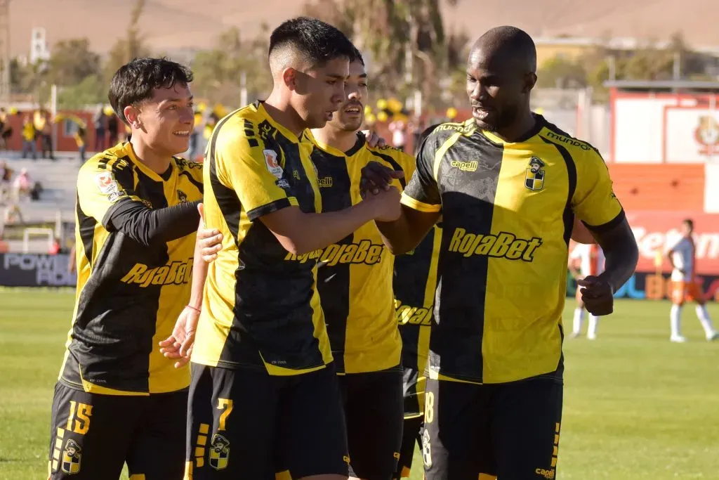 Coquimbo está imparable: líder con 44 puntos | Photosport
