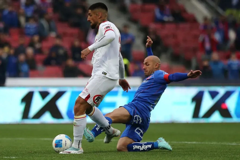 Marcelo Díaz volvió de titular ante Unión Española, donde Álvarez destacó que “jugó muy bien”. Foto: Javier Salvo/Photosport