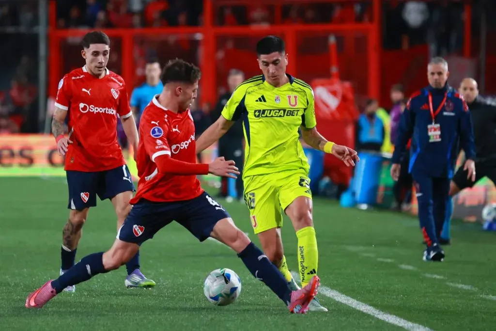 Matías Sepúlveda jugó en el suspendido partido ante Independiente. Foto: Javier Vergara/Photosport