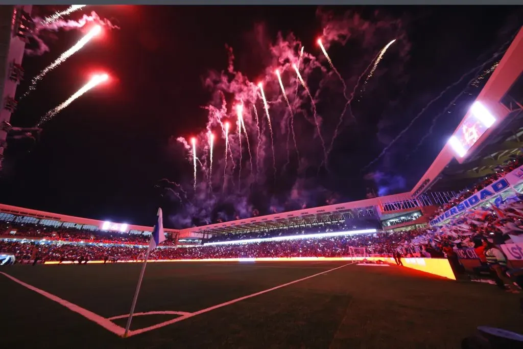 Finalmente, el Claro Arena no aparecerá en EA Sports FC 26. (Foto: Dragomir Yankovic/Photosport)