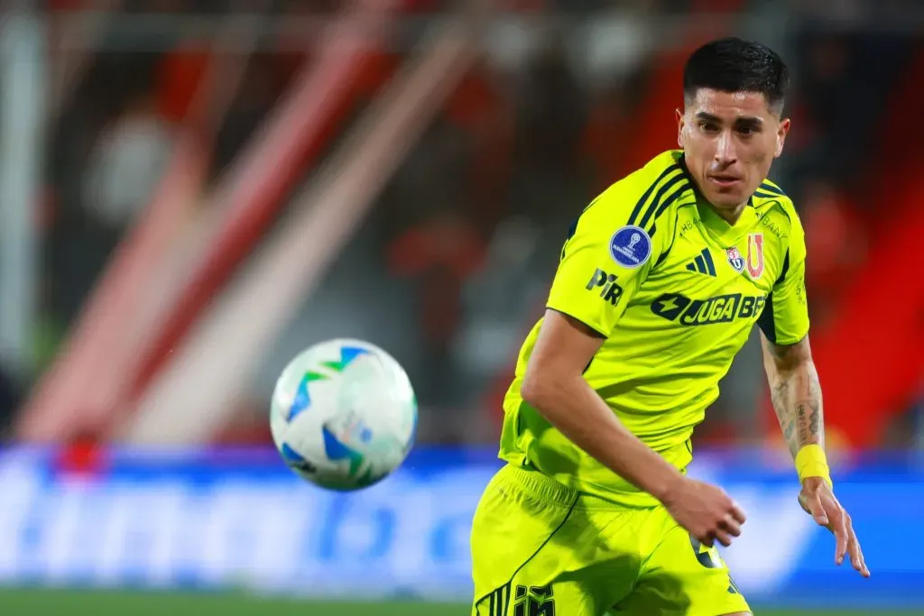 Matías Sepúlveda dejará el puesto por Felipe Salomoni en el Superclásico. Foto: Javier Vergara/Photosport