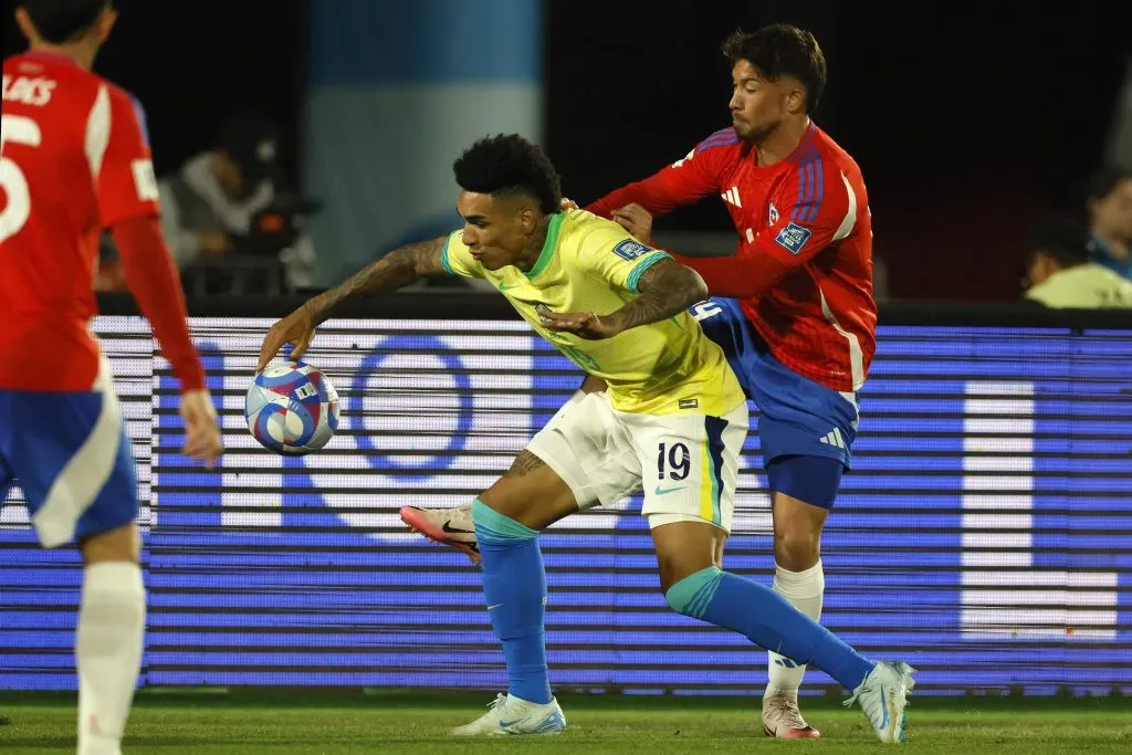La IA le da el amplio favoritismo a Brasil en el duelo que esta semana animarán ante La Roja. (Foto: Andres Pina/Photosport)