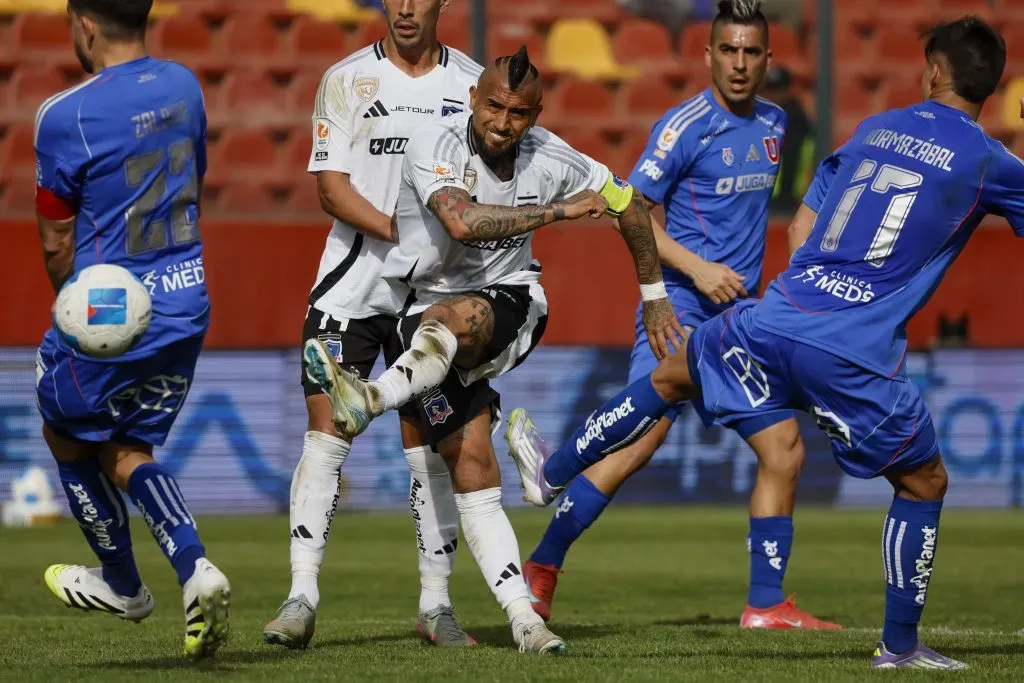 Arturo Vidal sumó los minutos para la renovación automática en la goleada contra la U. Foto: Andrés Pina/Photosport