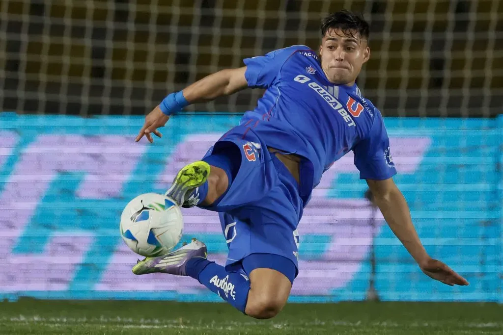 Fabián Hormazábal se ha transformado en figura principal en U de Chile. Foto: Andres Pina/Photosport