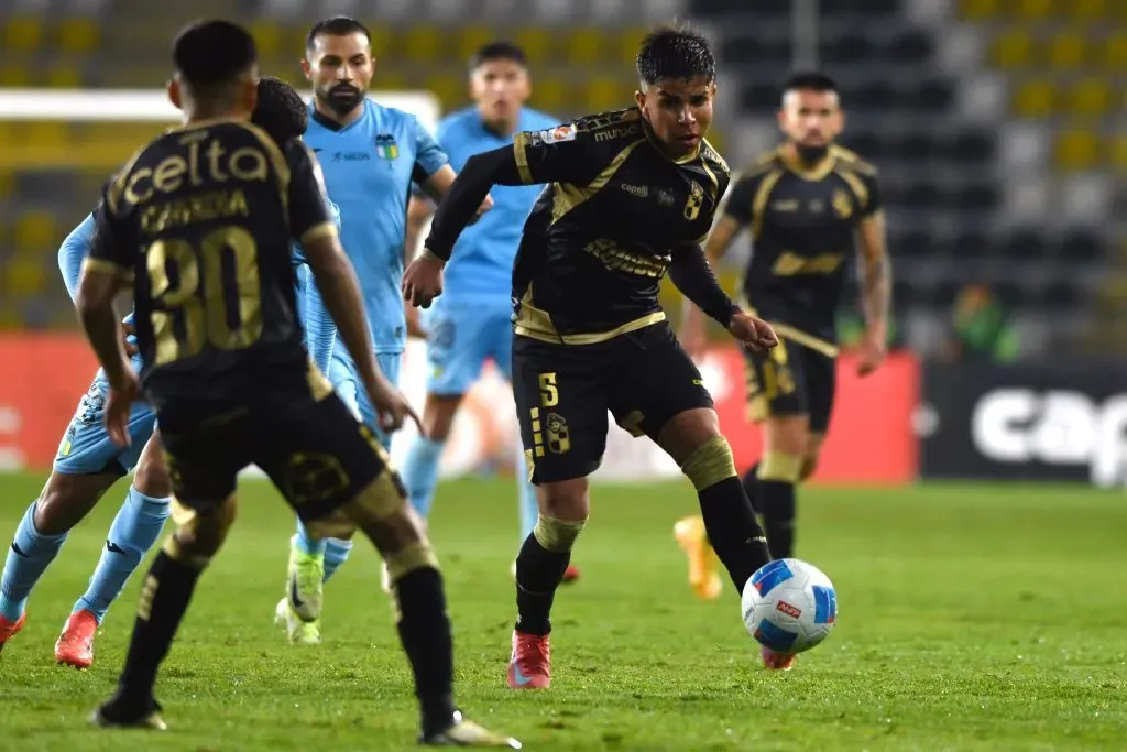 En la primera rueda ganó el pirata 2-0 /Photosport