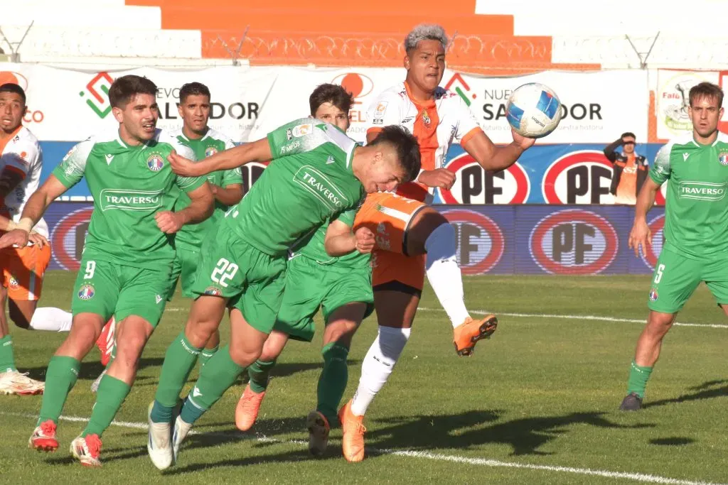 Duelo de rivales directos se viene en La Florida /Photosport