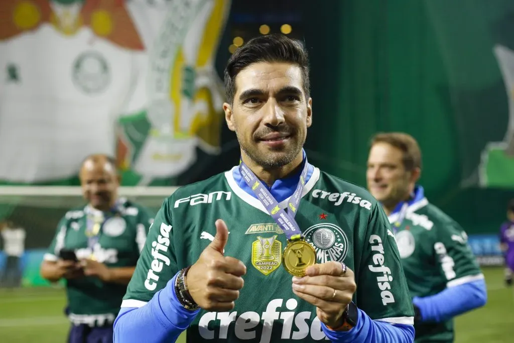 SAO PAULO, BRAZIL – NOVEMBER 09: Abel Ferreira head coach of Palmeiras celebrates winning the championship after the match between Palmeiras and America MG as part of Brasileirao Series A 2022 at Allianz Parque on November 09, 2022 in Sao Paulo, Brazil. (Photo by Ricardo Moreira/Getty Images)