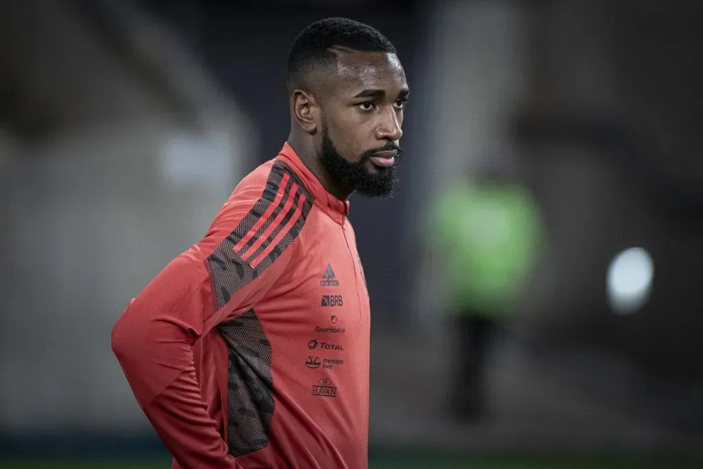 Gerson prejudica o Flamengo com cartão vermelho. Foto: Flickr Oficial CR Flamengo/Alexandre Vidal