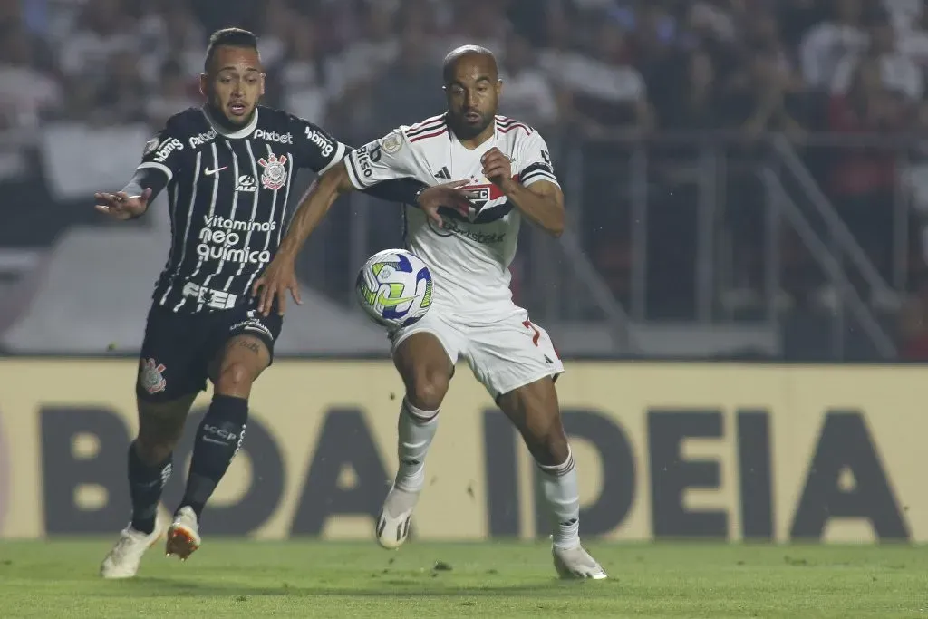 Maycon em ação pelo Corinthians.  (Photo by Miguel Schincariol/Getty Images)