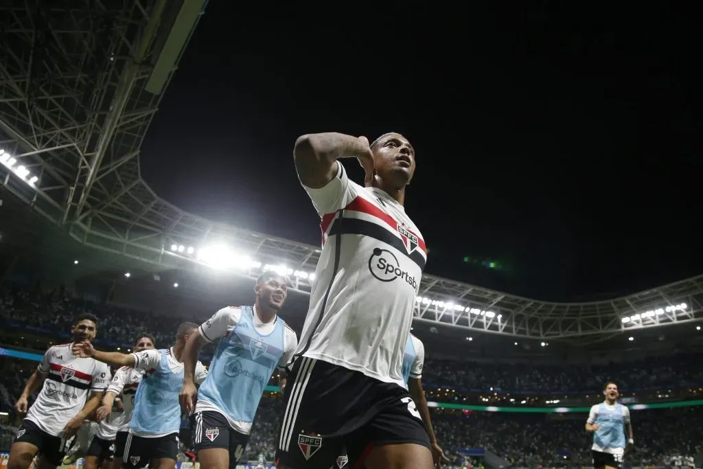 David em ação pelo São Paulo. 