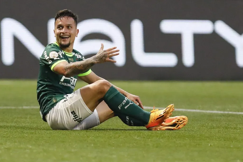 Artur em ação diante do Botafogo (Foto: Ricardo Moreira/Getty Images)