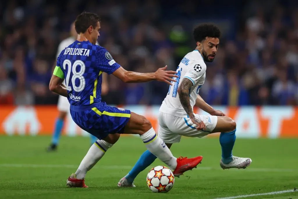 Claudinho em ação diante do Chelsea (Photo by Clive Rose/Getty Images)