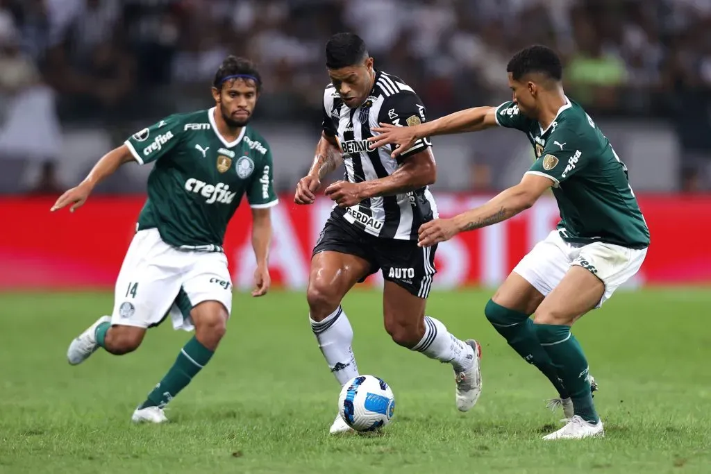 Scarpa vs Galo. (Photo by Buda Mendes/Getty Images)