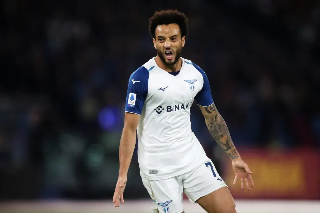 Felipe Anderson no clássico diante da Roma (Photo by Paolo Bruno/Getty Images)