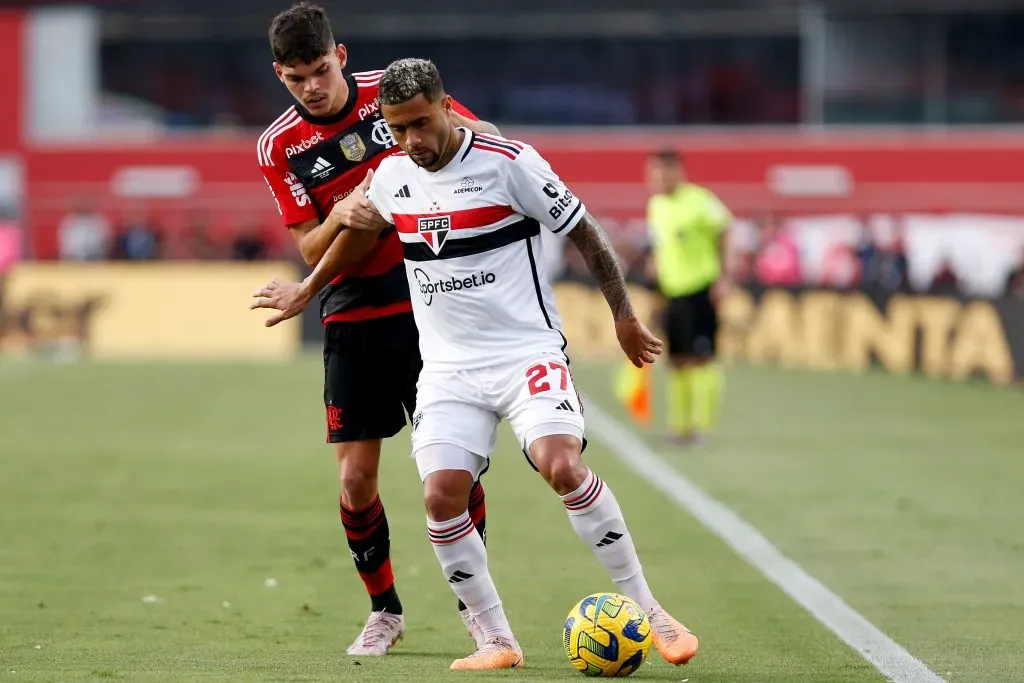 Wellington Rato em ação pelo São Paulo (Photo by Ricardo Moreira/Getty Images)