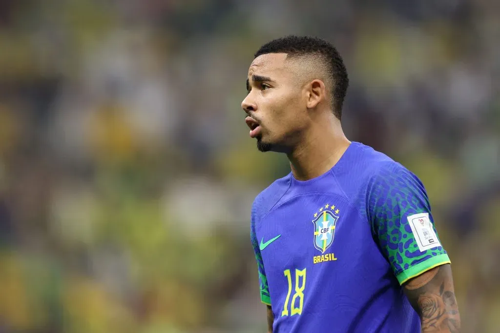 Gabriel Jesus assume a vaga de Vinícius Júnior. Foto: Richard Heathcote/Getty Images