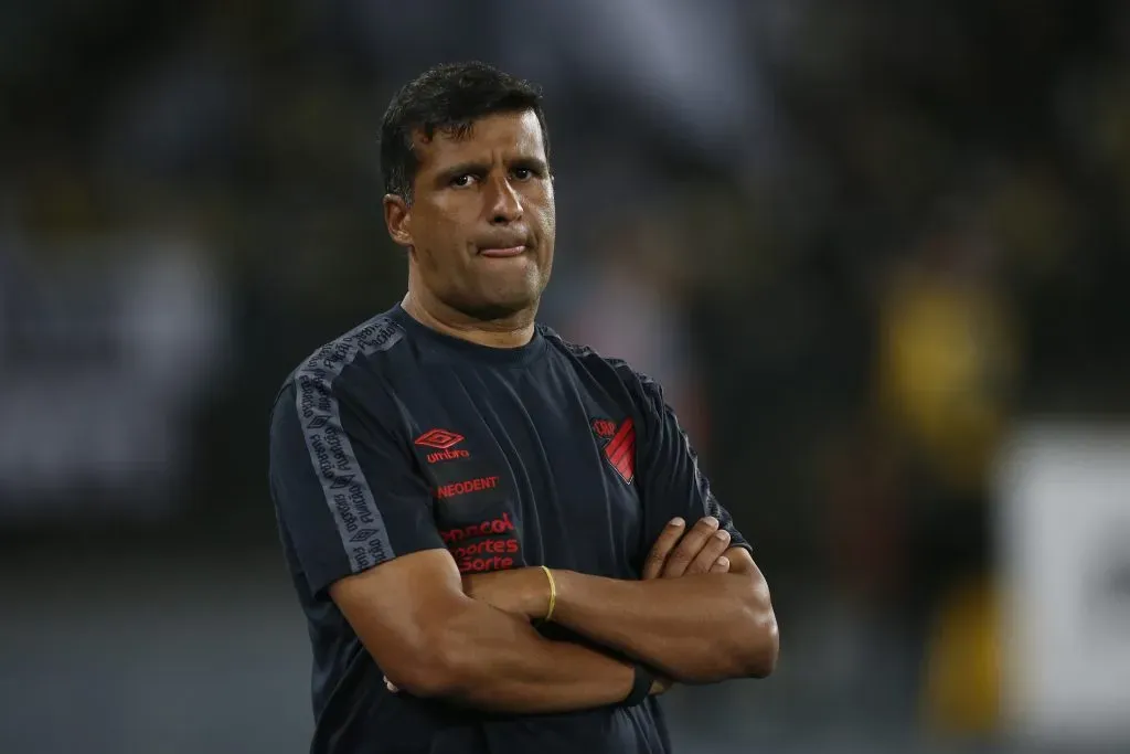 Wesley Carvalho, técnico do Athletico Paranaense. (Photo by Wagner Meier/Getty Images)