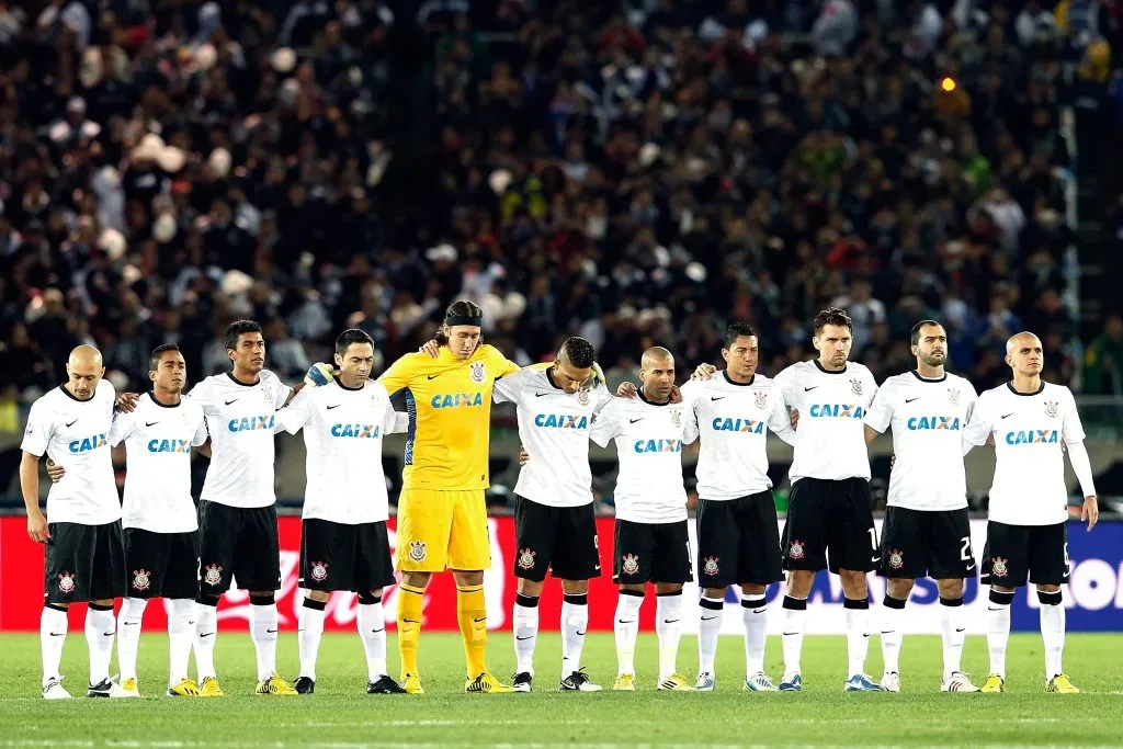 Time titular do Corinthians na partida contra o Chelsea em 2012. (Photo by Lintao Zhang/Getty Images)