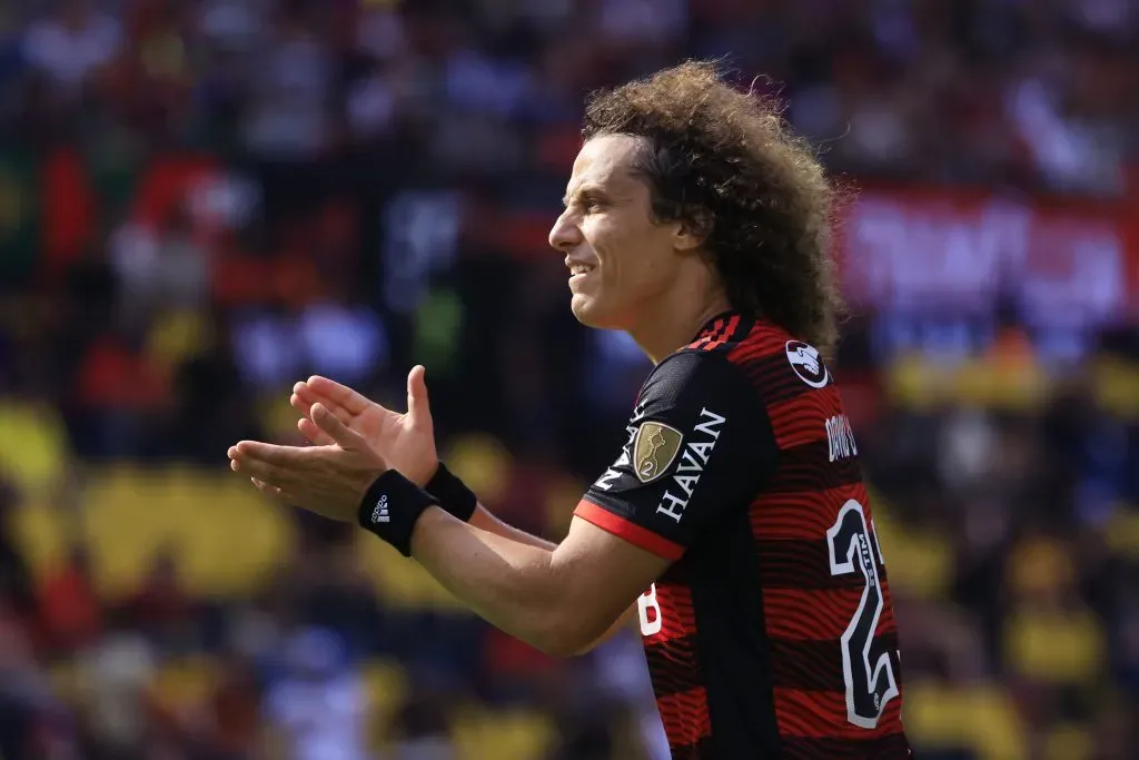 David Luiz na partida diante do Athletico (Photo by Franklin Jacome/Getty Images)